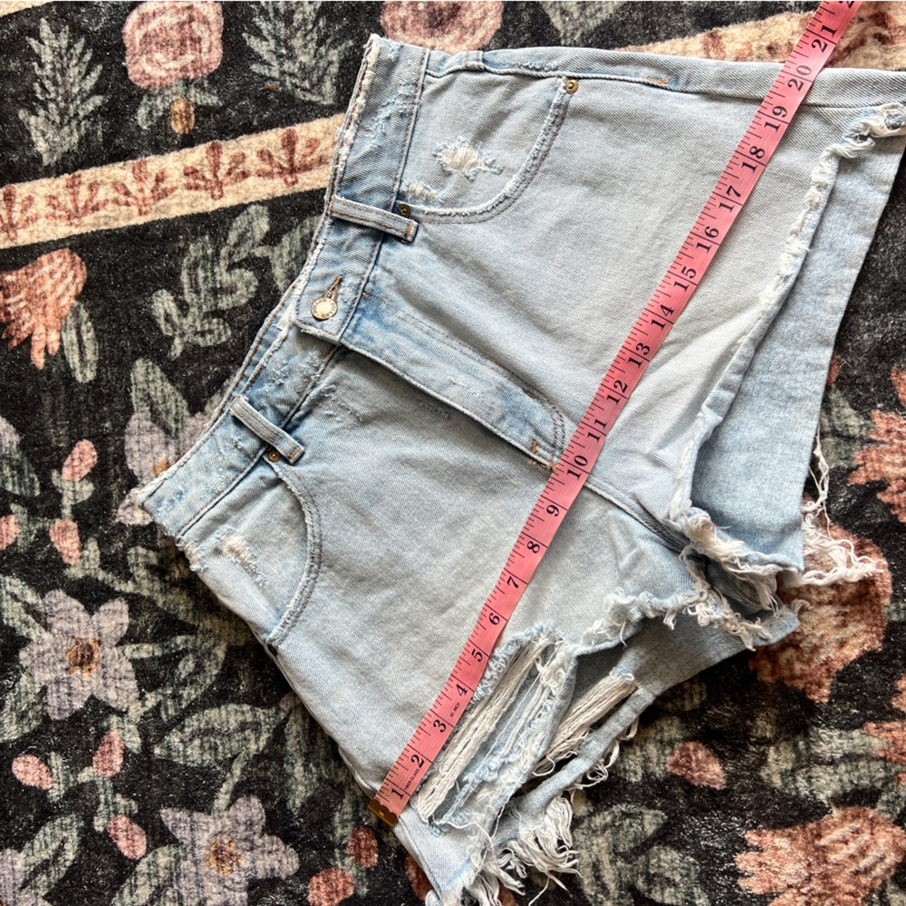 Rolla’s High Rise Denim Shorts - Picture 5 of 6